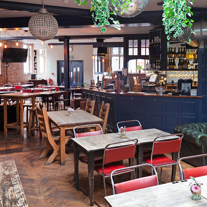 The Leconfield Pub & Kitchen - Book a Table